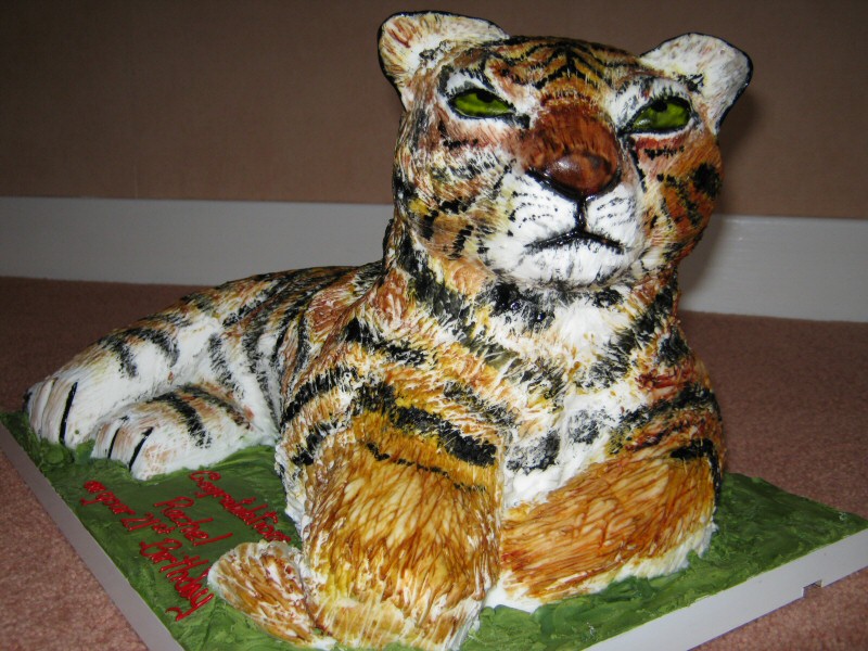 Tiger - 3D tiger shaped cake for Rachel of Penwortham, Preston