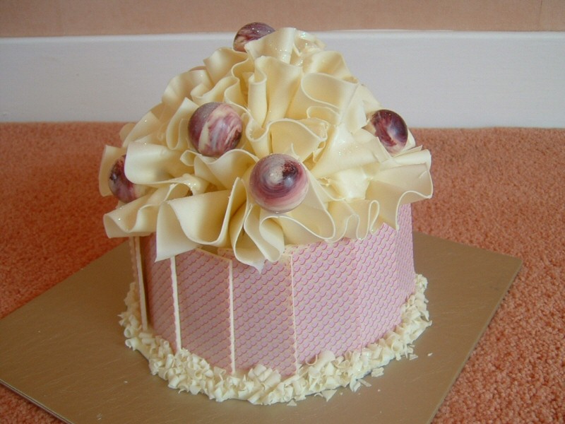 Jane - Valentine's 'Chocolate Indulgence' cake for Jane of Cleveleys